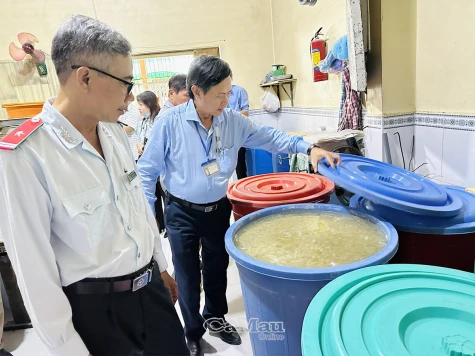 Đảm bảo an toàn thực phẩm dịp Tết