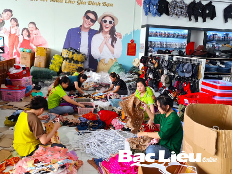 Lao động trẻ và ngổn ngang nỗi lo tết