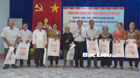 Huyện Đông Hải: Họp mặt gia đình có công vùng căn cứ cách mạng xã Long Điền Tây