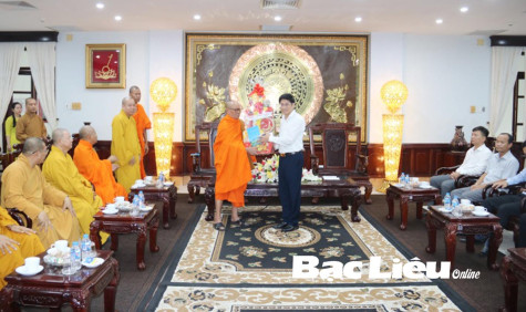Các tổ chức tôn giáo chúc Tết Tỉnh ủy, UBND tỉnh