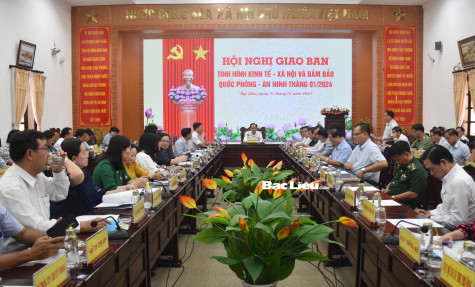 Giao ban đánh giá tình hình kinh tế - xã hội và đảm bảo quốc phòng - an ninh tháng 1/2024