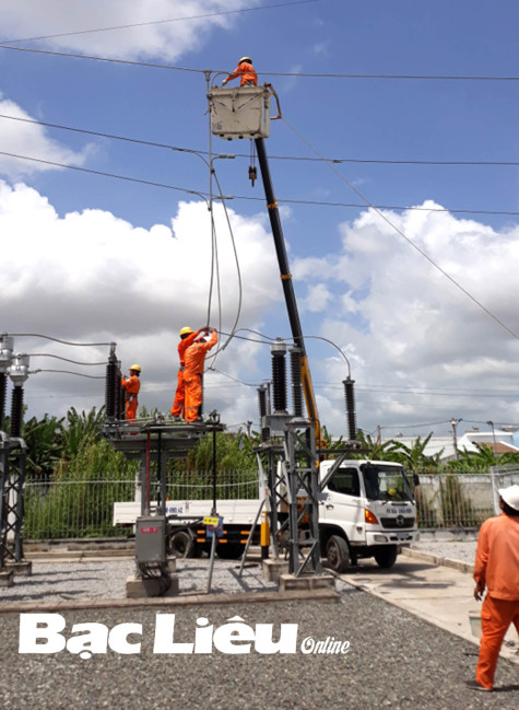 Thực hiện tốt cung cấp điện xuyên Tết