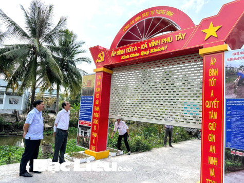 Sở NN&PTNT Vĩnh Long trao đổi kinh nghiệm về cơ cấu tổ chức với Sở NN&PTNT Bạc Liêu