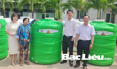 Người dân nên tích trữ nước sinh hoạt trong mùa khô