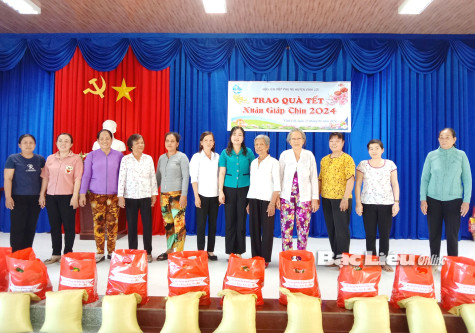 Huyện Vĩnh Lợi: Phát huy tốt vai trò của phụ nữ trong gia đình và xã hội