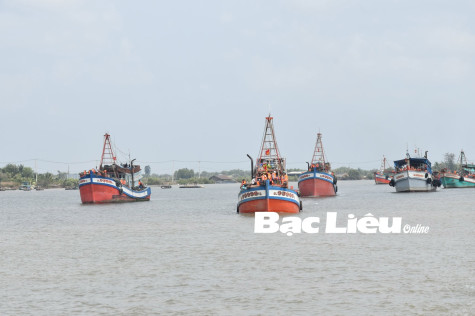 Tăng cường bảo đảm an toàn giao thông tại Lễ hội Nghinh Ông