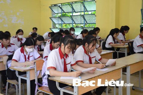 Thi thử tốt nghiệp THPT năm 2024: Tạo đà cho học sinh bước vào kỳ thi quan trọng