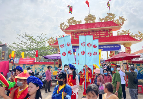 Lan tỏa sắc màu di sản văn hóa