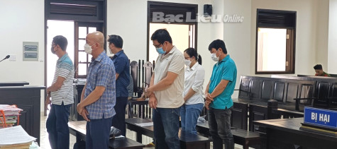 Hơn 45 năm tù cho 7 cán bộ ngân hàng vi phạm quy định về cho vay