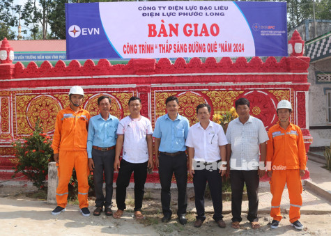 Điện lực Phước Long:​ Thực hiện công trình “Thắp sáng đường quê” năm 2024