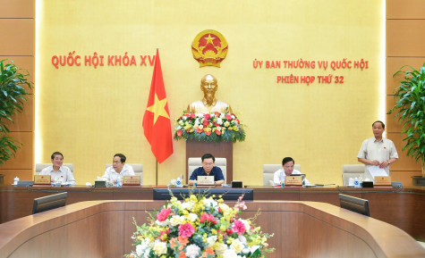 Cử tri lo lắng về tình trạng nắng nóng, hạn, mặn, giá vàng tăng cao