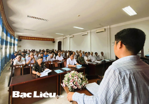 Hơn 200 cán bộ Hội Người cao tuổi được tập huấn về bảo vệ môi trường