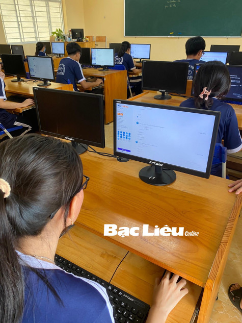 Thí điểm “Mô hình thi online tập trung qua nền tảng công nghệ xác thực thẻ Căn cước công dân gắn chip điện tử”
