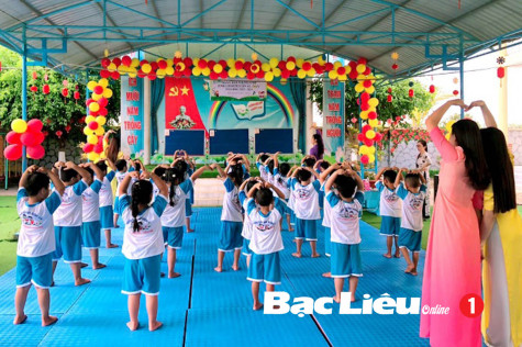 Trường mầm non Hương Sen: Rộn ràng Ngày hội tiếng Anh dành cho trẻ mẫu giáo
