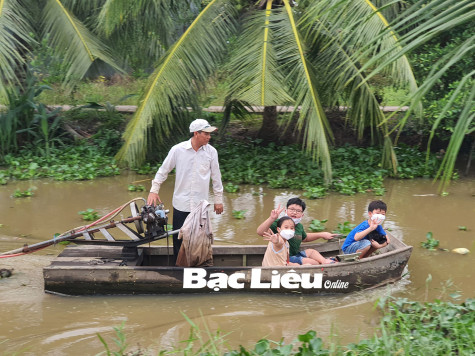 Chiếc vé đi về tuổi thơ