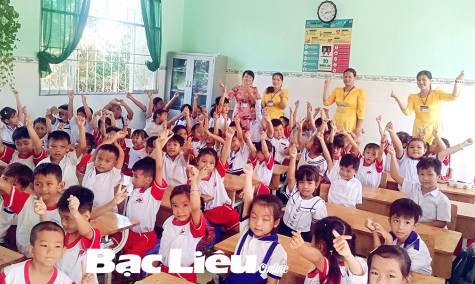 Ngành Giáo dục huyện Hồng Dân: Tích cực chuẩn bị cho trẻ 5 tuổi sẵn sàng vào lớp 1