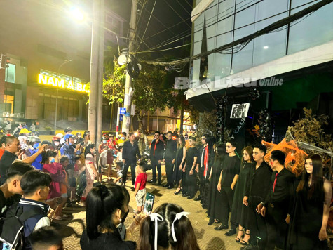 Rường cột nước nhà với cuộc chiến chống “xâm lăng văn hóa”