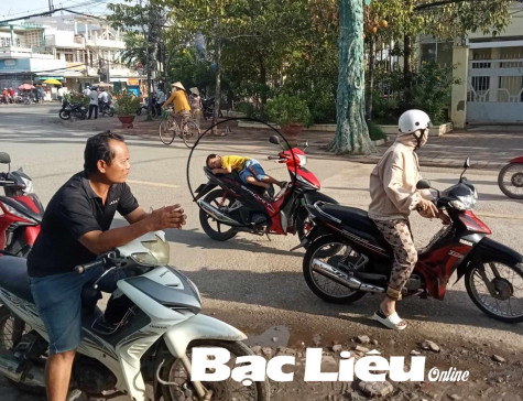 Cẩn trọng khi cho trẻ cùng tham gia giao thông