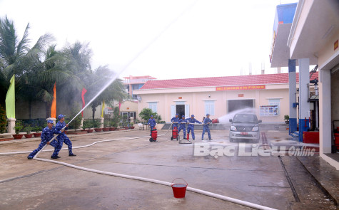 Phúc tra kho xăng dầu chiến thuật tại Bộ Tư lệnh Vùng Cảnh sát biển 4