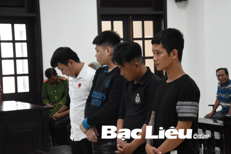 “Ăn cắp quen tay”