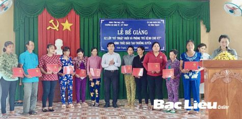 Đẩy mạnh công tác đào tạo nghề và giải quyết việc làm