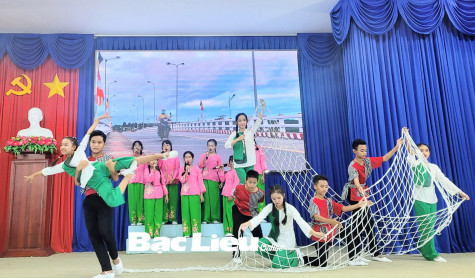 Liên hoan “Hoa phượng đỏ” huyện Vĩnh Lợi - hè năm 2024: Sân chơi bổ ích cho thiếu nhi