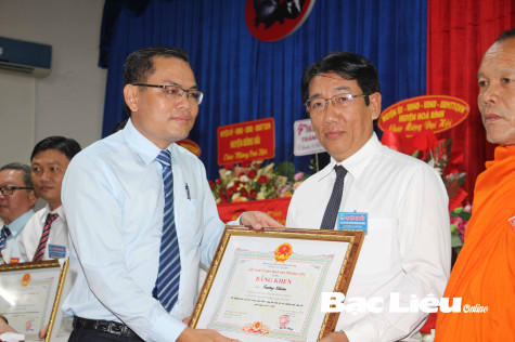 Đại hội đại biểu các dân tộc thiểu số huyện Hòa Bình lần thứ IV thành công tốt đẹp