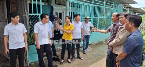 Lãnh đạo tỉnh khảo sát tình hình sạt lở ở TP. Bạc Liêu và TX. Giá Rai