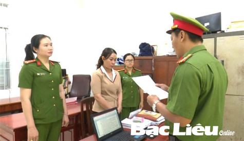 Khi cán bộ, viên chức nhà nước… vỡ hụi
