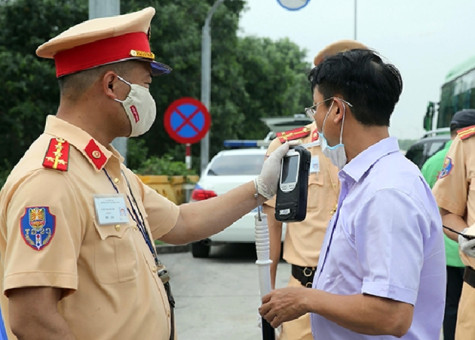 Quốc hội chốt cấm tuyệt đối nồng độ cồn với lái xe