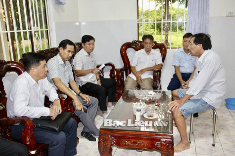 TP. Bạc Liêu: Vận động các hộ dân bị ảnh hưởng từ Dự án xây dựng đường dây trung thế sớm bàn giao mặt bằng