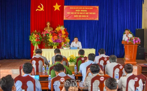 Đại biểu Quốc hội tiếp xúc cử tri xã Tân Bằng, huyện Thới Bình