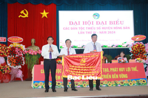 Đại hội đại biểu các dân tộc thiểu số huyện Hồng Dân lần thứ IV