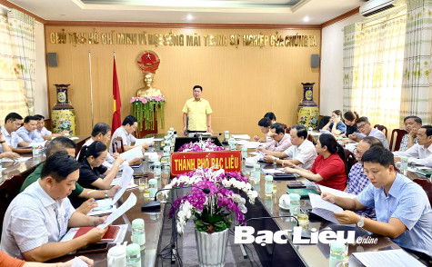 TP. Bạc Liêu: Sớm có giải pháp hỗ trợ người dân bị ảnh hưởng sạt lở