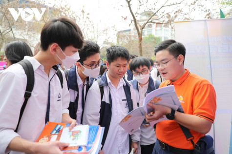 Hướng dẫn nộp lệ phí xét tuyển đại học 2024