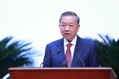 “Xây dựng Đảng vững mạnh, nước Việt Nam giàu mạnh, dân chủ, công bằng, văn minh”