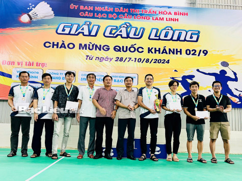 Hơn 70 võ sinh thi thăng cấp đai võ cổ truyền