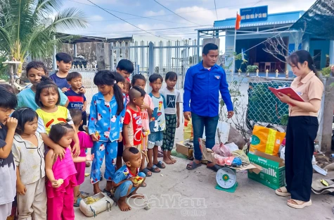 Ông Bảy Hiền - Trưởng ấp gương mẫu