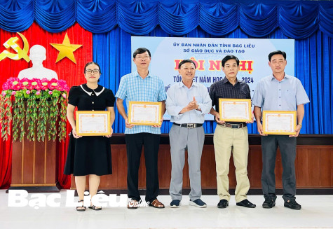 Nhìn lại một năm thành công của giáo dục phổ thông