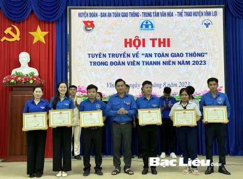 Nâng cao ý thức cho đoàn viên - thanh niên về an toàn giao thông