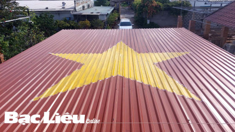 Xuất hiện phong trào vẽ cờ Tổ quốc trên nóc nhà ở Bạc Liêu