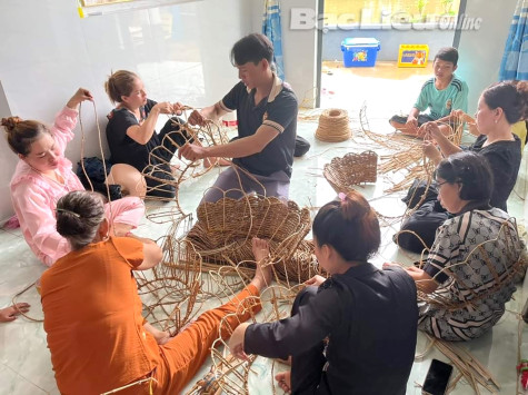 Đào tạo nghề gắn với nhu cầu giải quyết việc làm