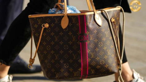 Túi xách LV Louis Vuitton chính hãng giá bao nhiêu tiền ? Hàng Hiệu Cao Cấp 8668