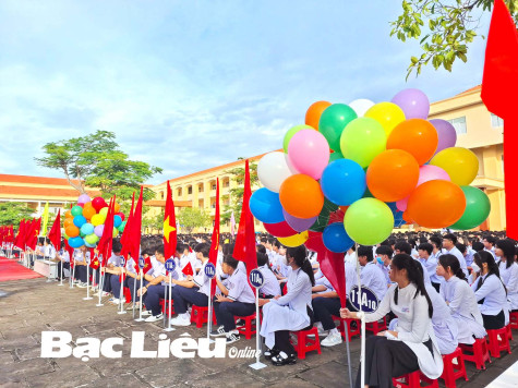 Nỗ lực hóa giải thách thức trong năm học mới