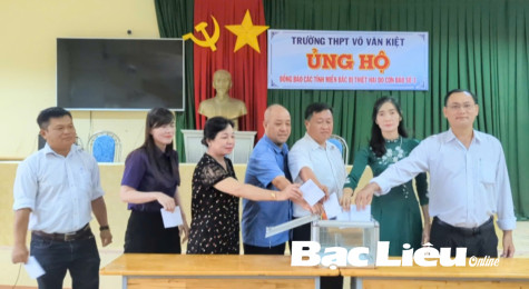 Nhiều tổ chức, đơn vị quyên góp ủng hộ đồng bào các tỉnh phía Bắc bị thiệt hại do bão, lũ