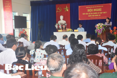 Cử tri quan tâm giáo dục đạo đức cho học sinh và giữ gìn tiếng Việt trong sáng