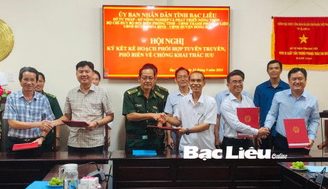 Ký kết Kế hoạch phối hợp tuyên truyền, phổ biến về chống khai thác IUU
