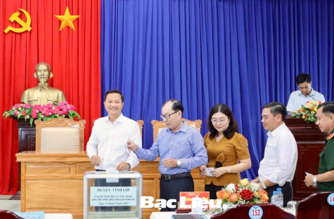 Ủng hộ hơn 430 triệu đồng giúp đồng bào miền Bắc khắc phục hậu quả bão lũ