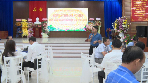 Huyện Đông Hải: Họp mặt doanh nghiệp nhân Ngày Doanh nhân Việt Nam