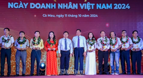 Cà Mau họp mặt kỷ niệm 20 năm Ngày Doanh nhân Việt Nam